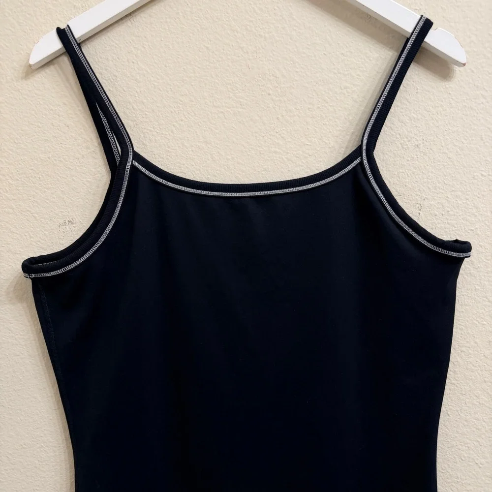Nike One Dri-FIT Short Bodysuit Black Contrast Stitch Athletic Romper XL Sporty